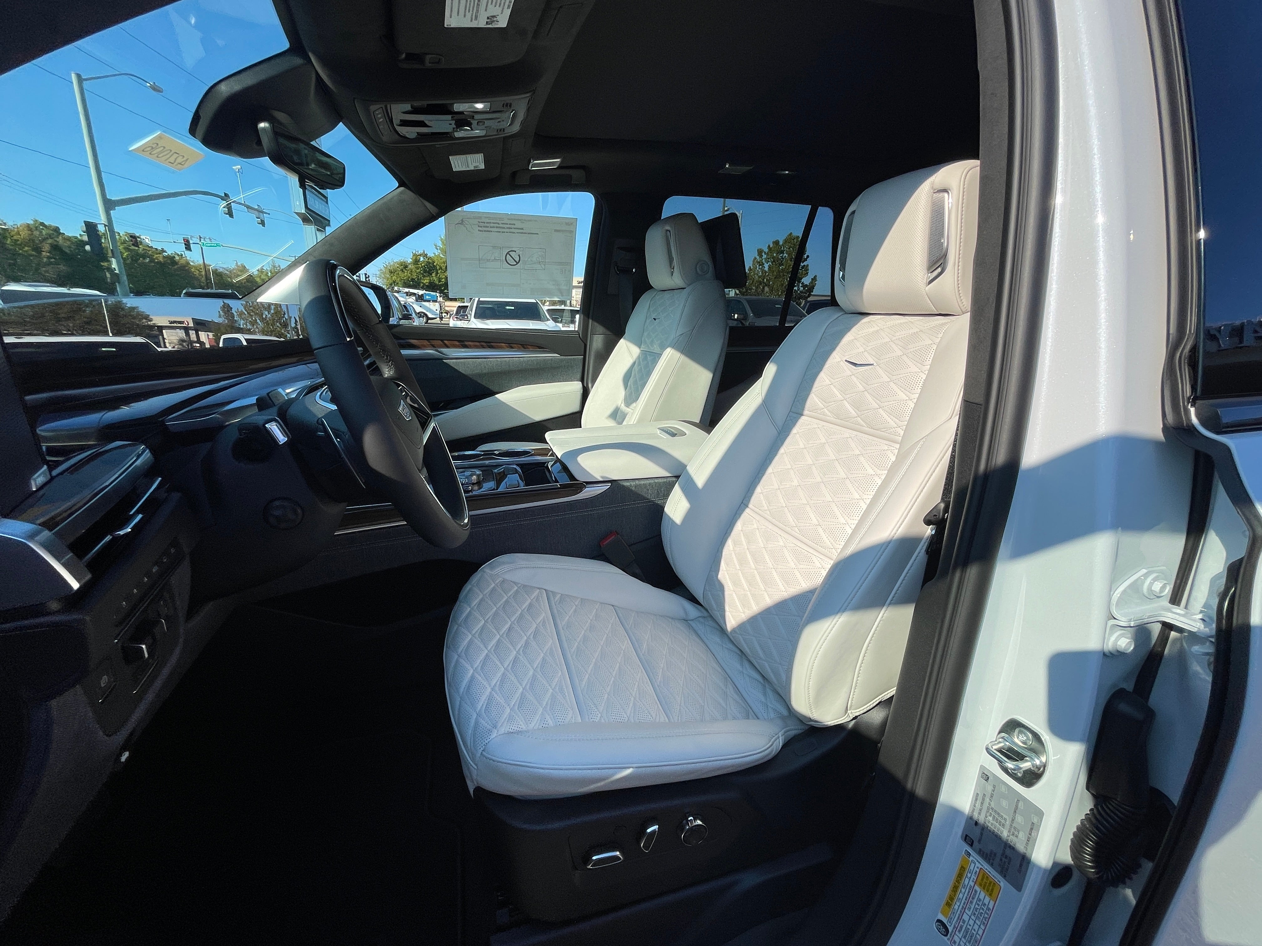 2027 Cadillac Escalade Platinum Sport