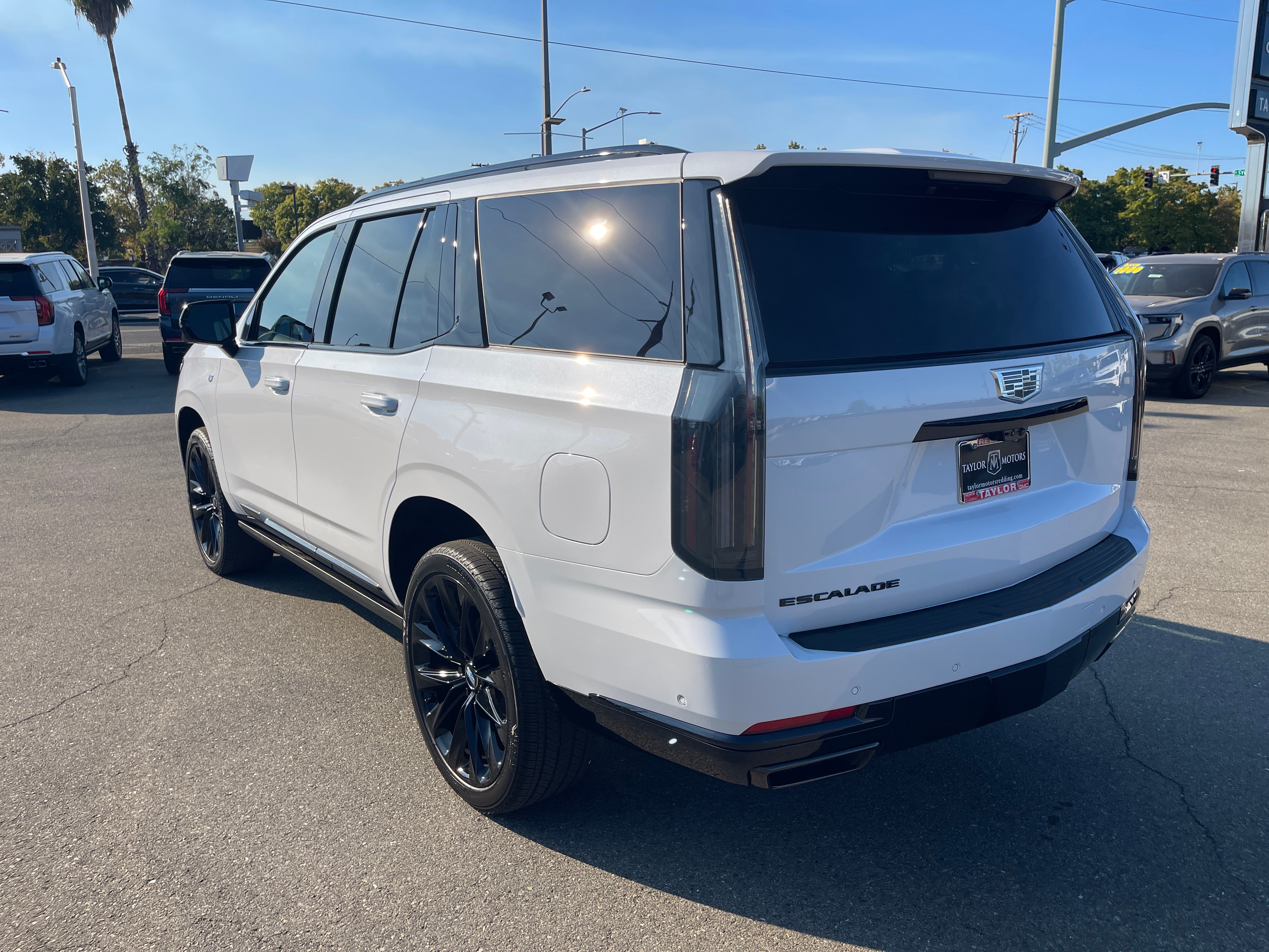 2027 Cadillac Escalade Platinum Sport