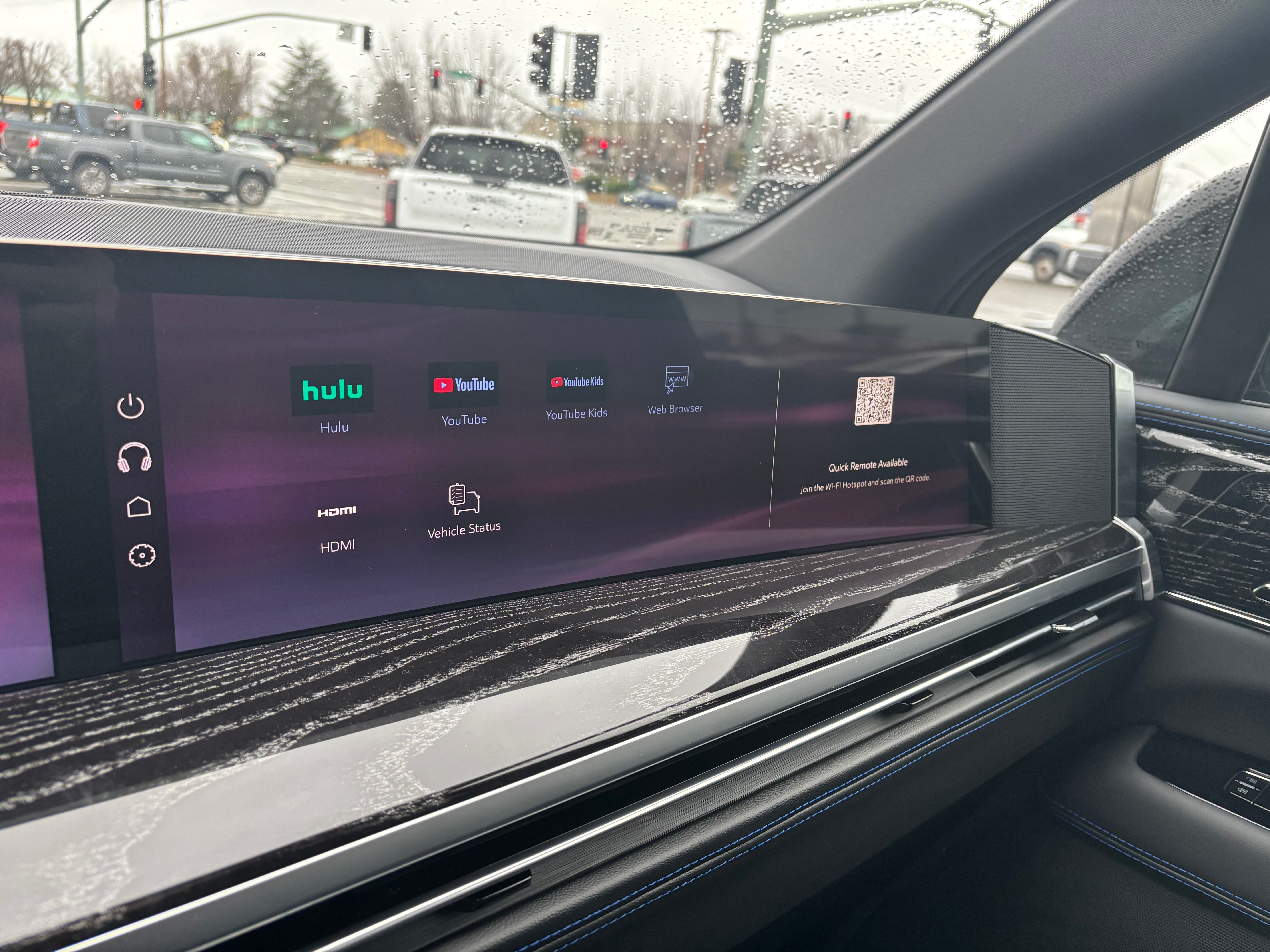 2025 Cadillac ESCALADE IQ Sport 1