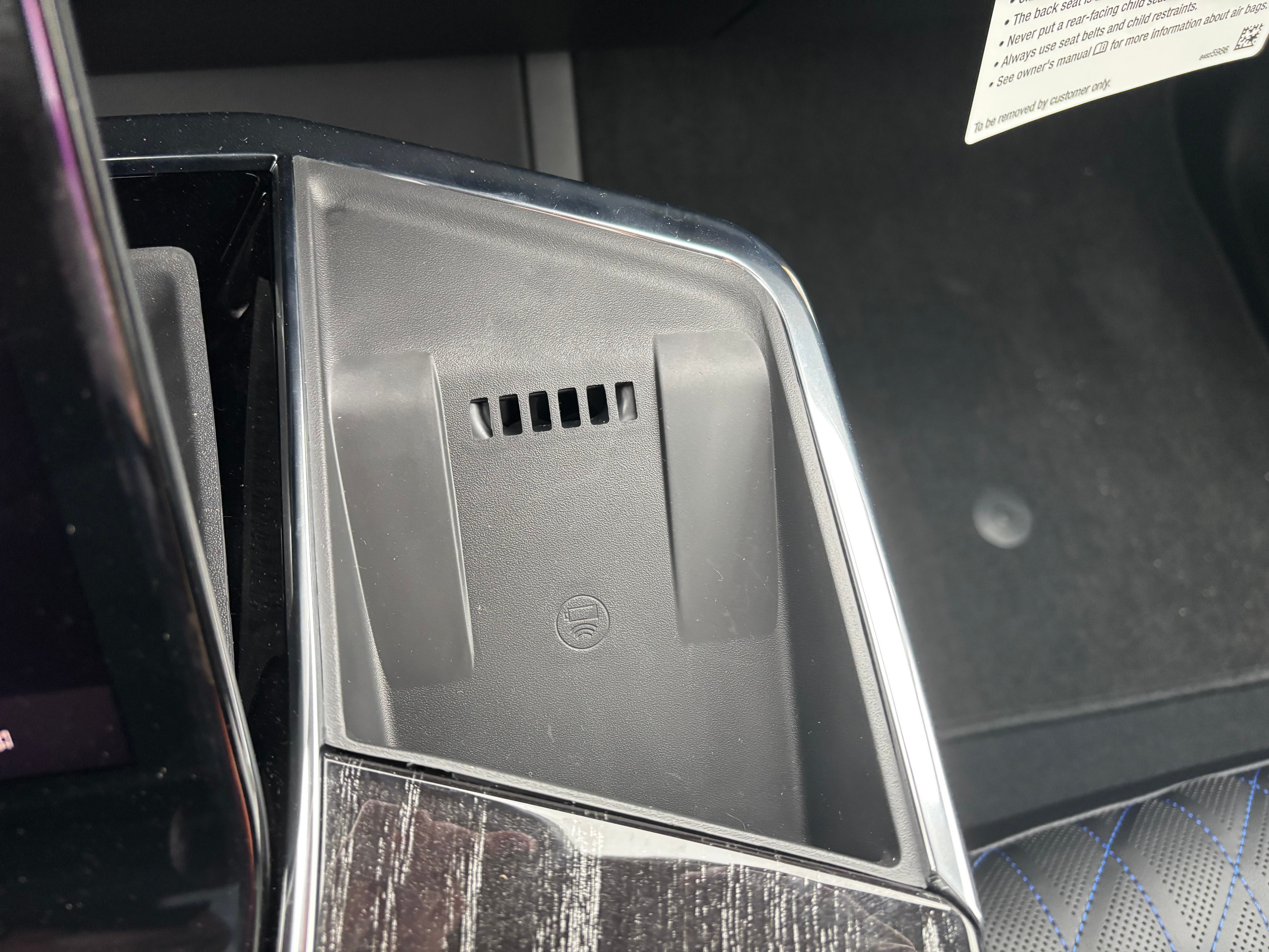 2025 Cadillac ESCALADE IQ Sport 1