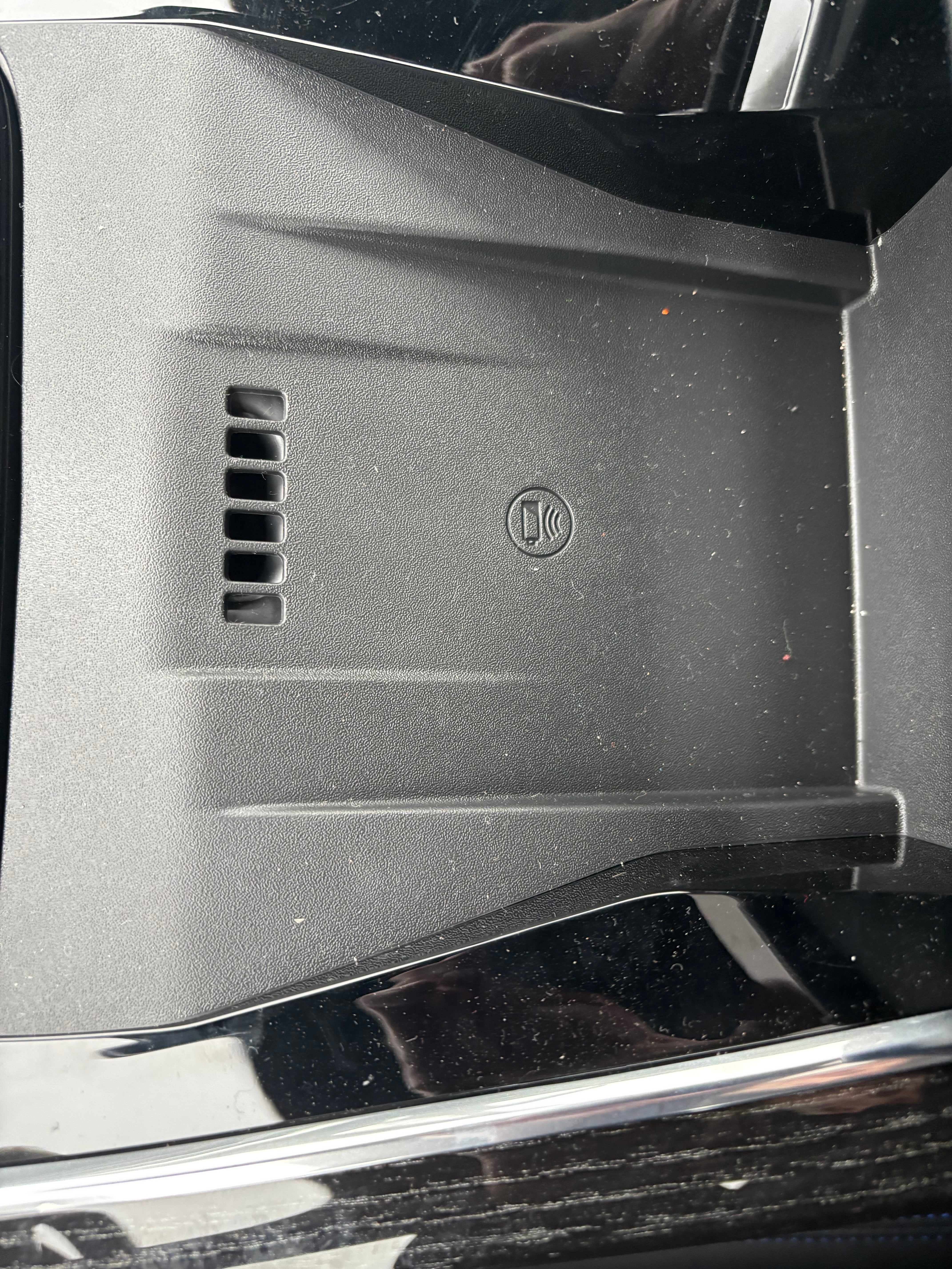 2025 Cadillac ESCALADE IQ Sport 1