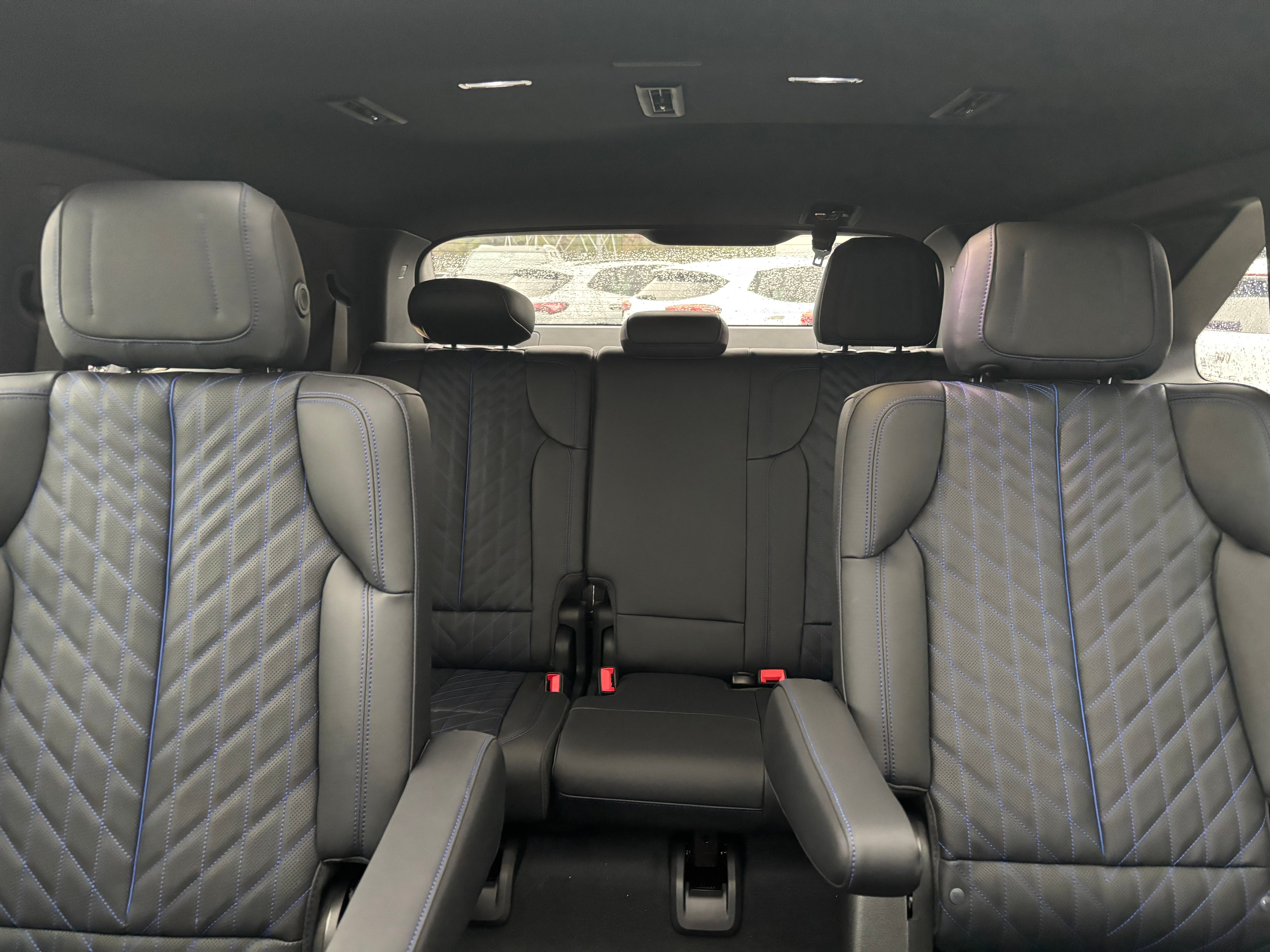 2025 Cadillac ESCALADE IQ Sport 1