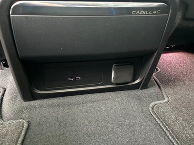 2025 Cadillac ESCALADE IQ Sport 1