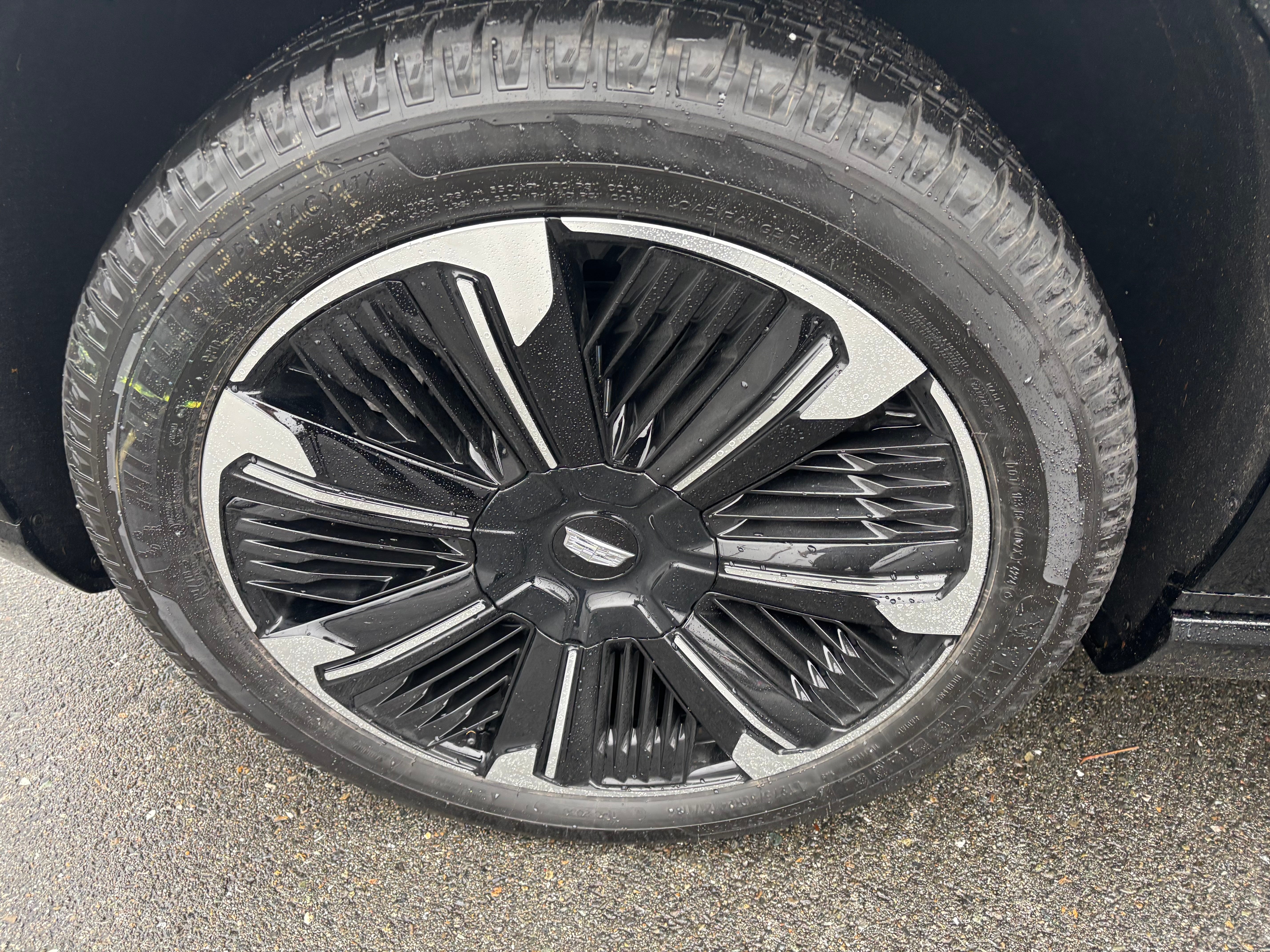 2025 Cadillac ESCALADE IQ Sport 1