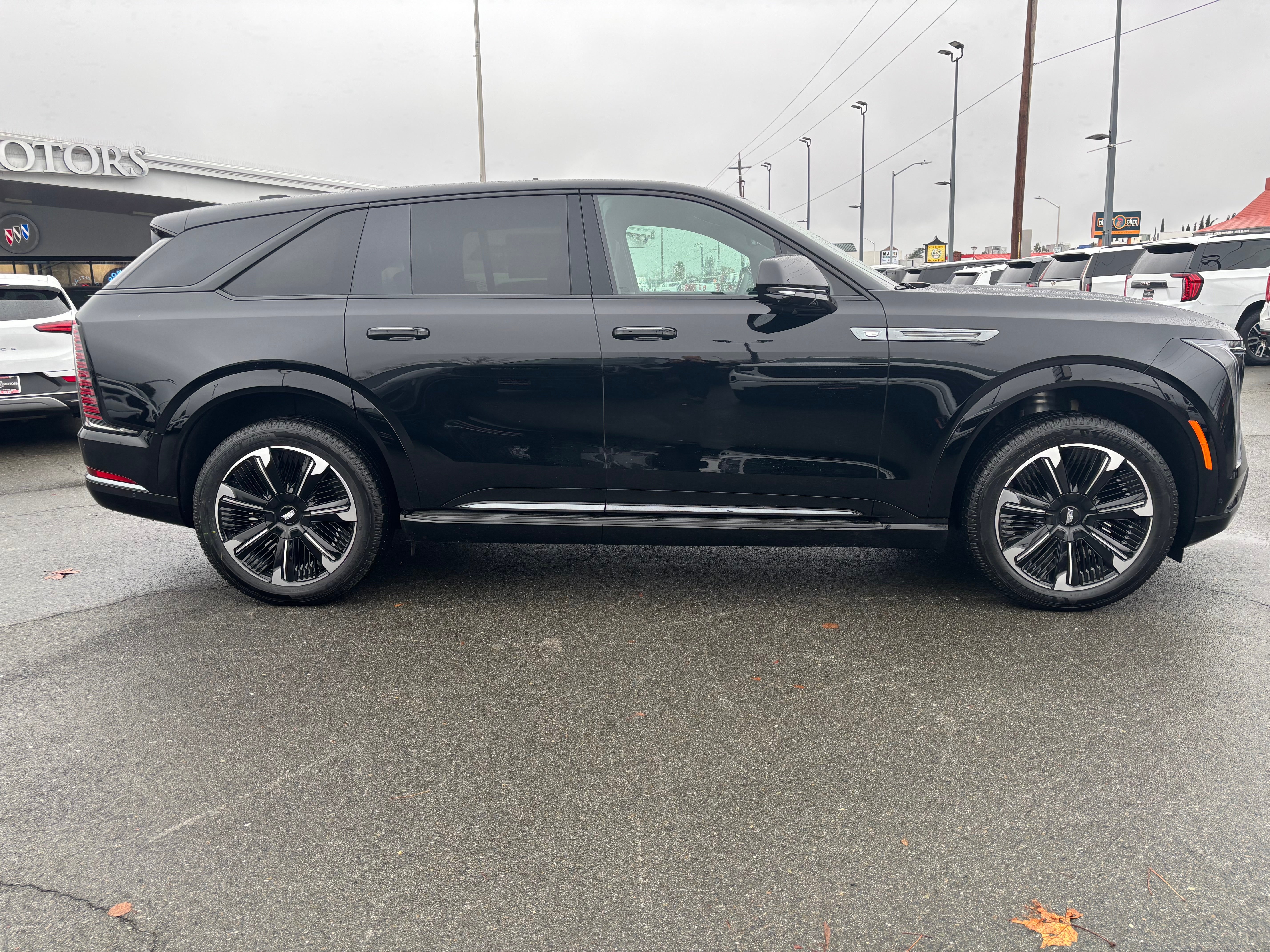 2025 Cadillac ESCALADE IQ Sport 1