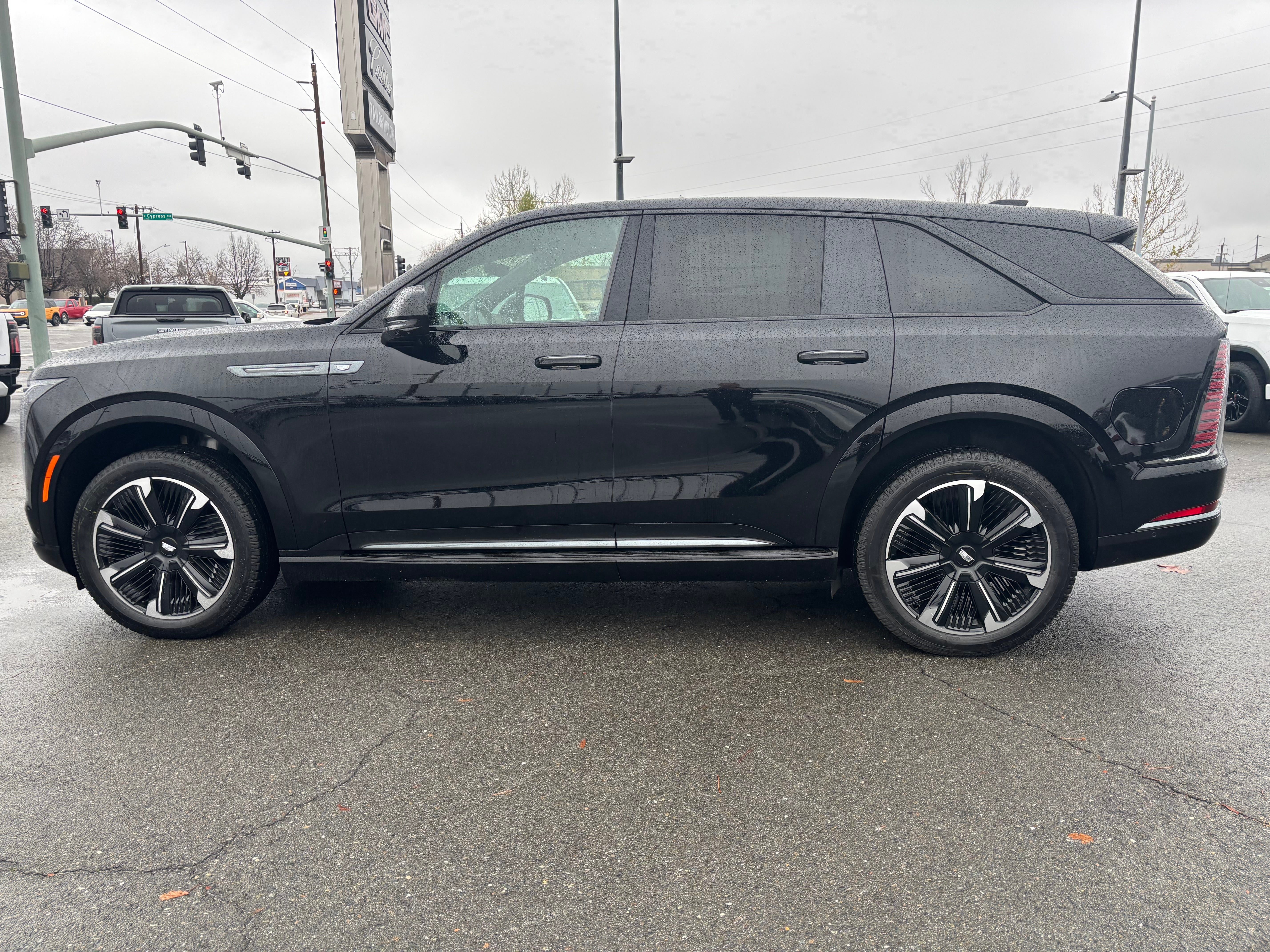 2025 Cadillac ESCALADE IQ Sport 1