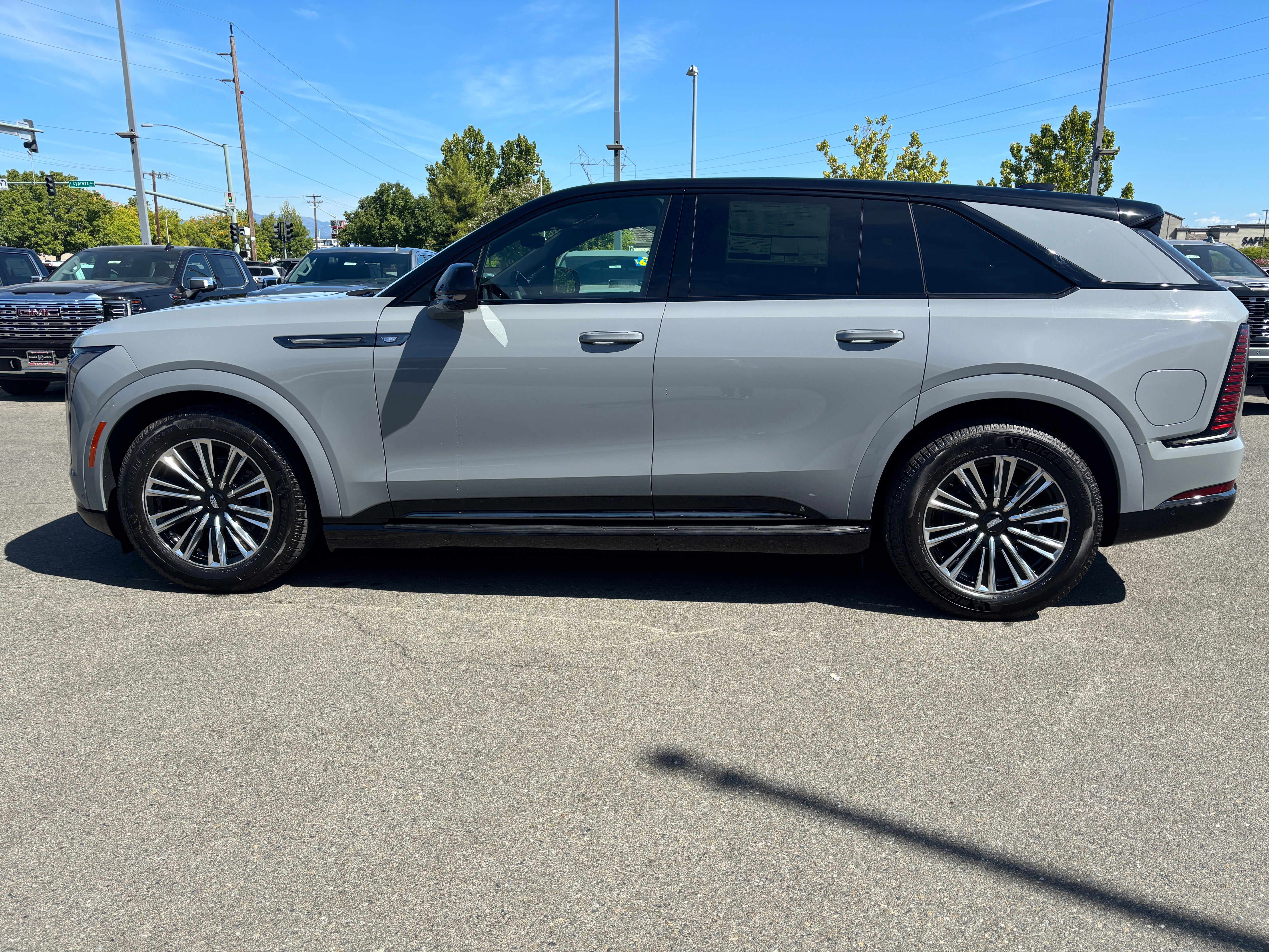 2026 Cadillac ESCALADE IQ Sport