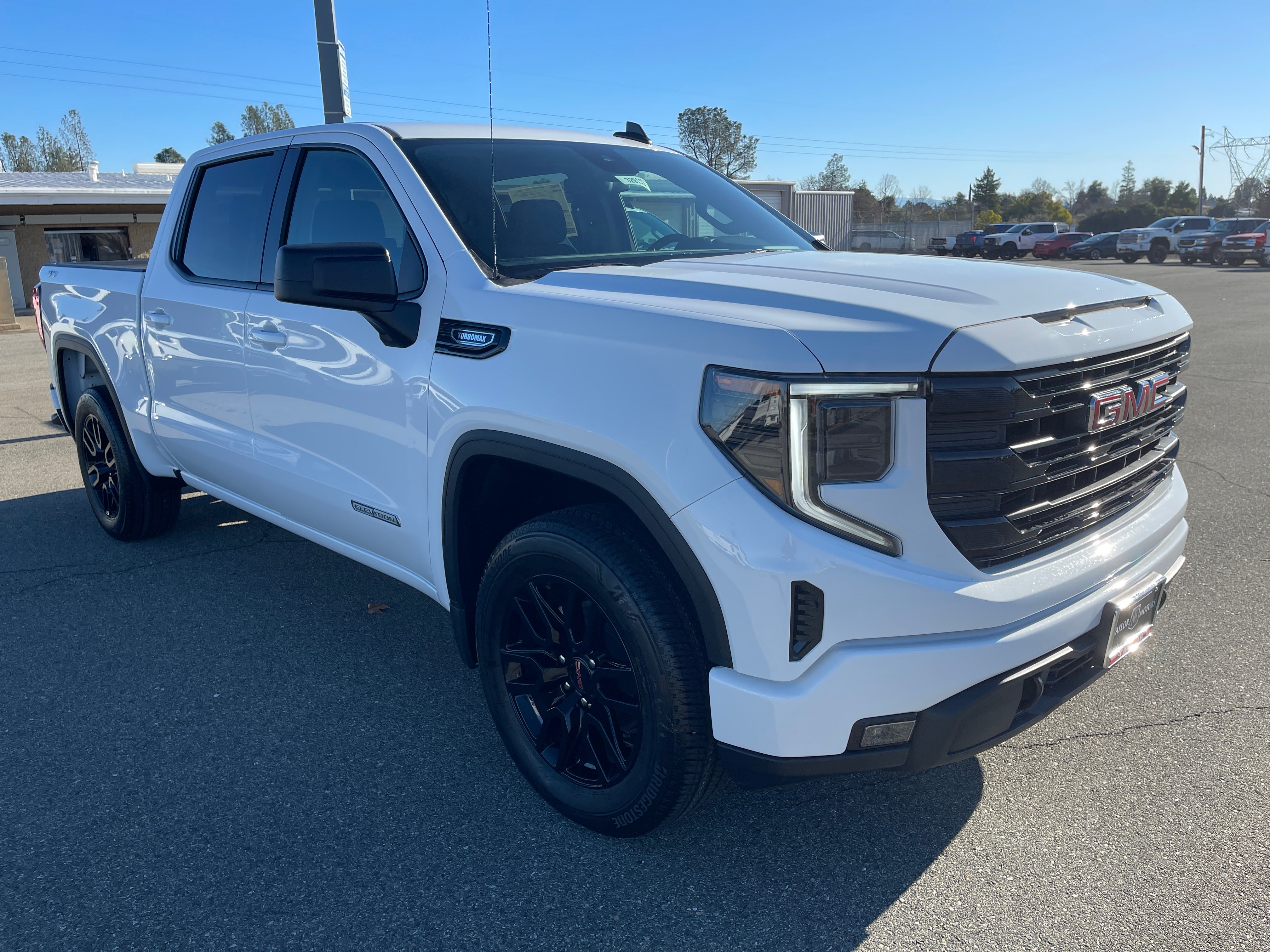 2026 GMC Sierra 1500 Elevation