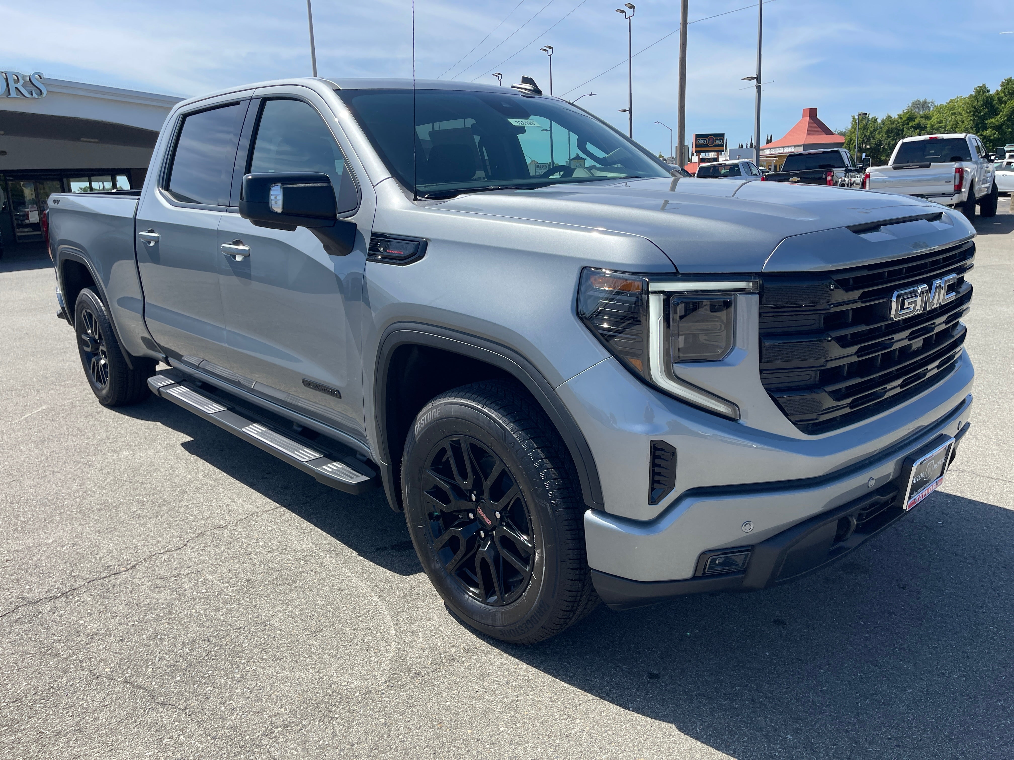 2026 GMC Sierra 1500 Elevation