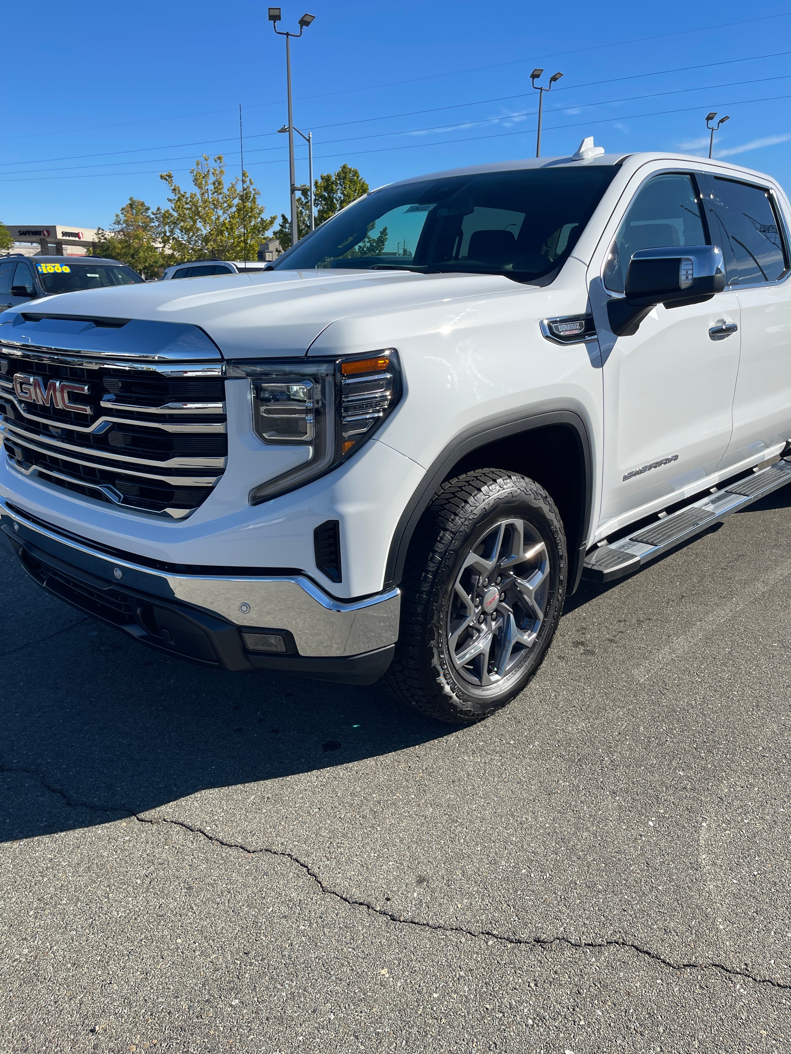2026 GMC Sierra 1500 SLT