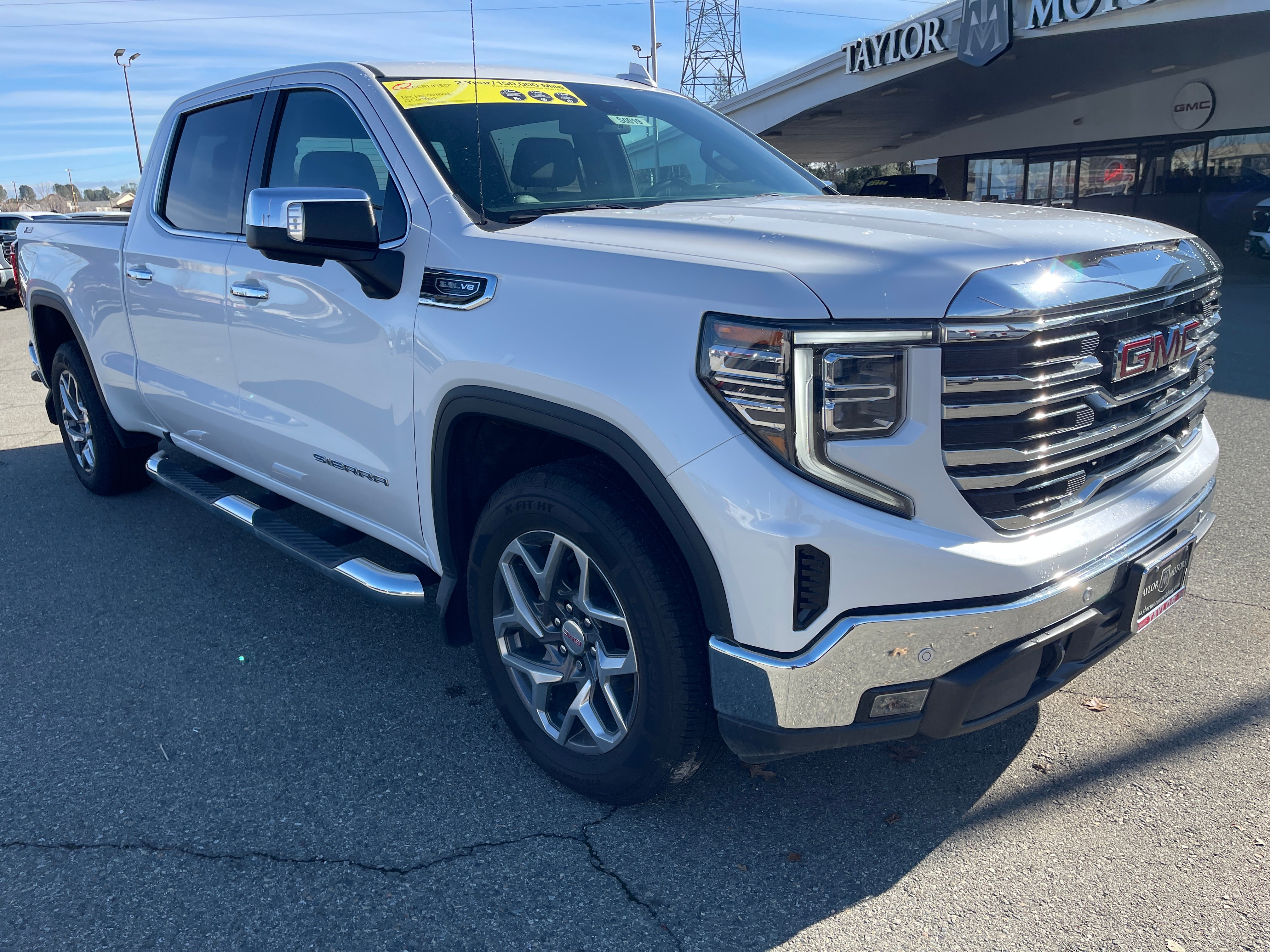 2023 GMC Sierra 1500 SLT
