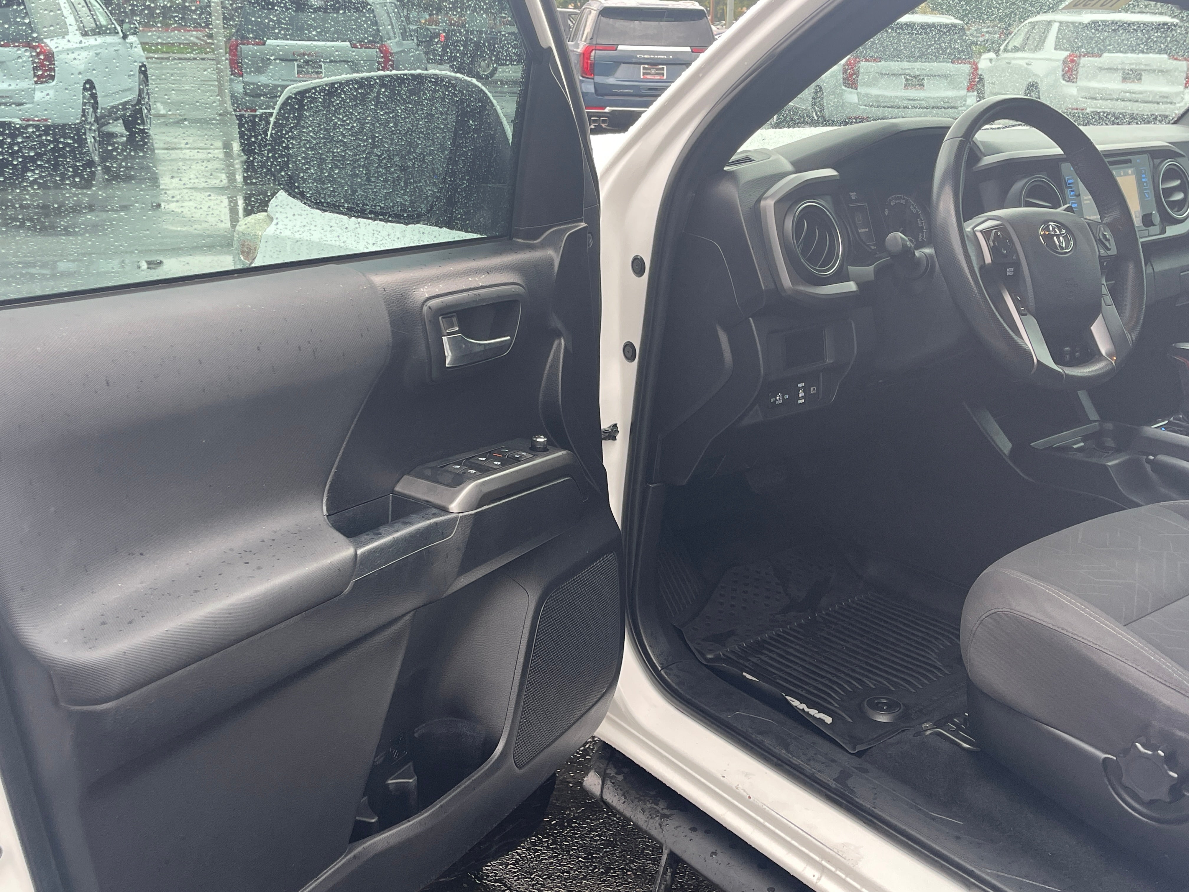 2018 Toyota Tacoma SR5